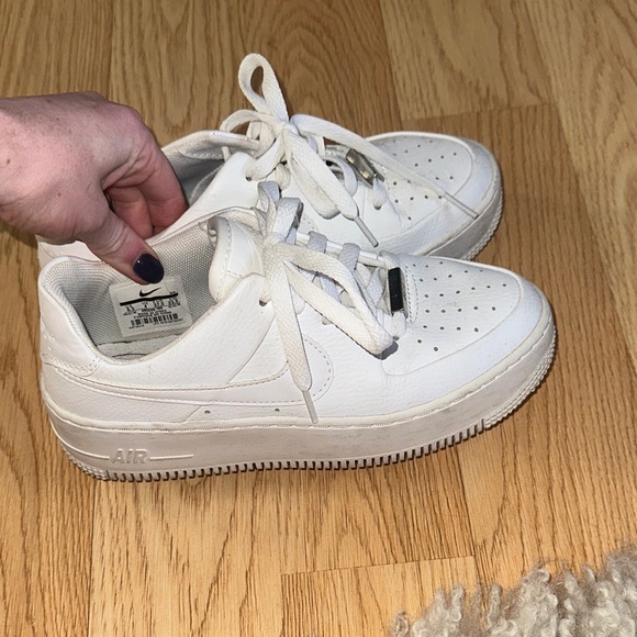 Nike White Women's Sneakers - Picture 5 of 5